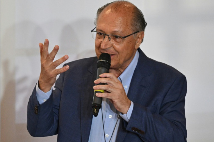 O ex-presidente Luiz Inácio Lula da Silva escolheu um antigo inimigo como seu companheiro de chapa em 2022: o veterano centrista Geraldo Alckmin.