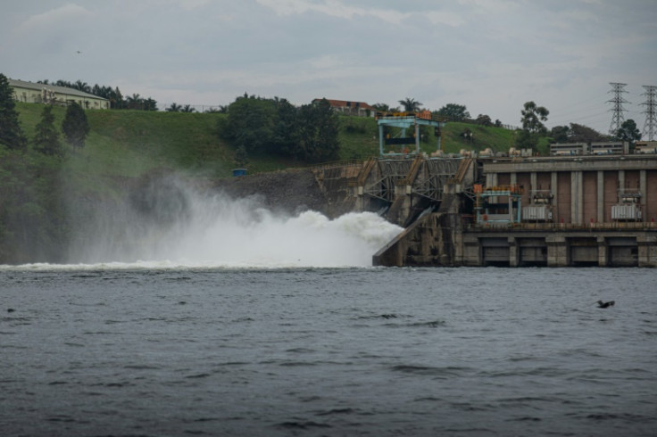A barragem de Owen Falls no Nilo em Jinja no sul de Uganda