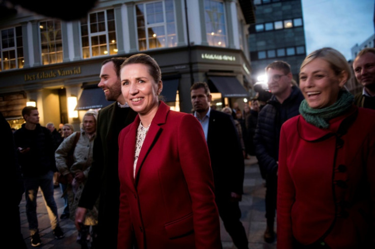 A primeira-ministra dinamarquesa Mette Frederiksen iniciou o processo de formação de um novo governo mais amplo após a vitória eleitoral de seu partido