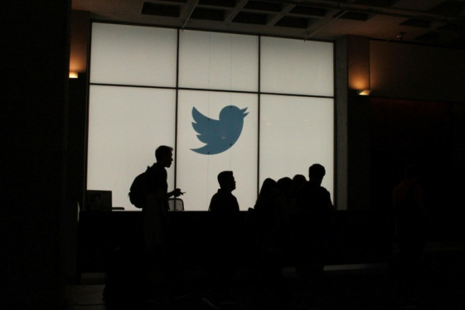 Metade dos 7.500 funcionários do Twitter perderam seus empregos