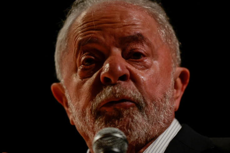 O presidente eleito do Brasil, Luiz Inácio Lula da Silva, se reúne com membros da equipe de transição do governo em Brasília