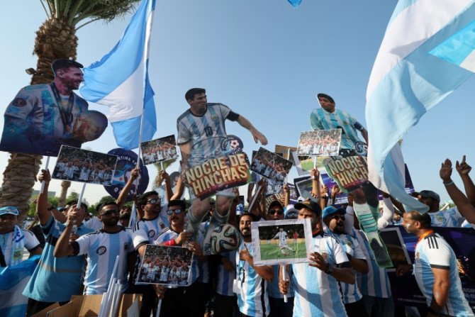 Torcedores argentinos se reúnem em Doha à medida que a Copa do Mundo se aproxima