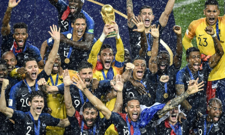 A França quer se tornar o primeiro país a manter a Copa do Mundo desde o Brasil em 1962