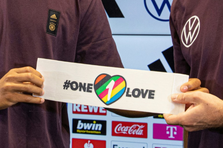 Sete seleções europeias abandonaram os planos de usar a braçadeira "OneLove" na Copa do Mundo do Qatar