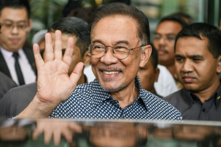 Anwar Ibrahim se tornará o quarto líder do país em tantos anos