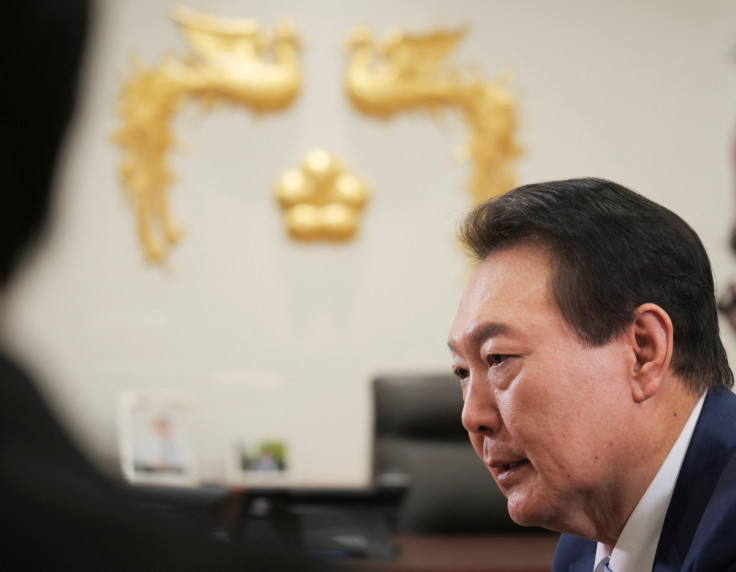 Presidente sul-coreano Yoon Suk-yeol em entrevista à Reuters em Seul