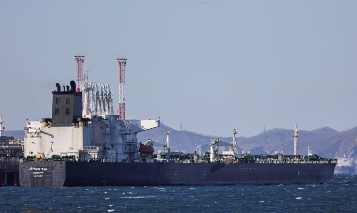 O petroleiro Shun Tai é visto ancorado no terminal Kozmino na Baía de Nakhodka
