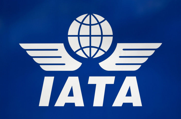 Um logotipo da IATA é retratado em Genebra