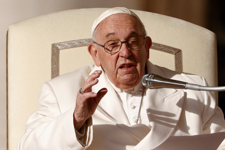 Papa Francisco realiza a audiência geral semanal no Vaticano