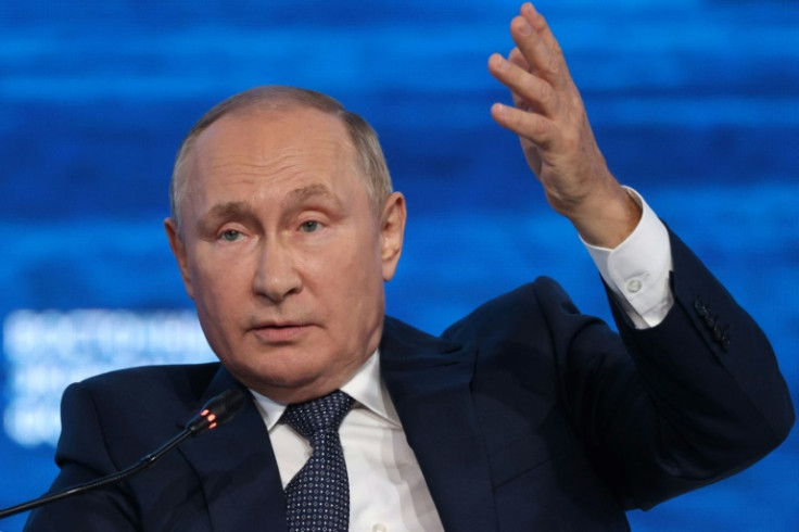 O presidente Vladimir Putin anunciou em meados de setembro que a situação econômica na Rússia estava "se normalizando" e que o pior havia passado com a série de sanções econômicas
