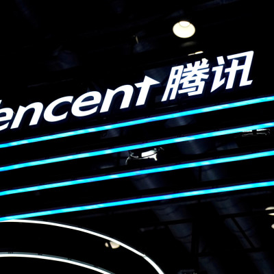 Um logotipo da Tencent é visto em seu estande na Feira Internacional de Comércio de Serviços da China 2020 (CIFTIS) em Pequim