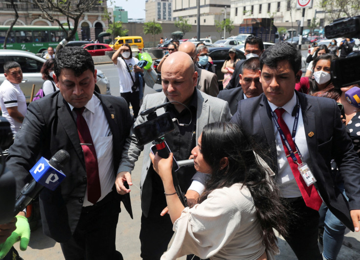 Alejandro Salas, ministro do Trabalho do governo Castillo, chega à promotoria, em Lima