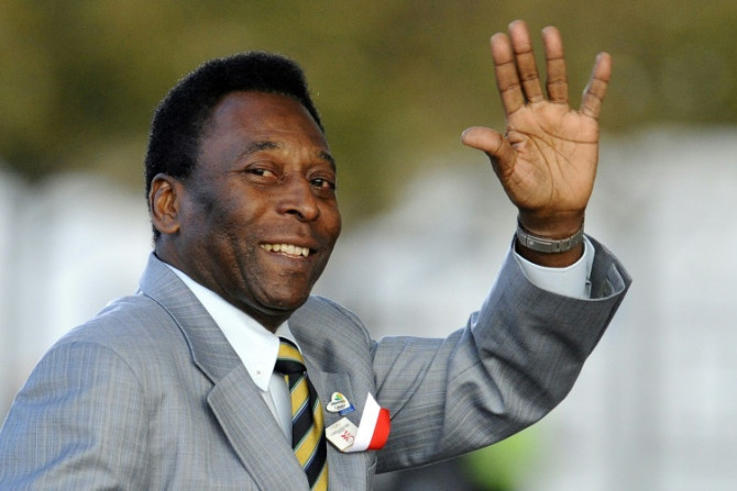 A lenda do futebol Pelé, retratada em 2009, estava no hospital no Natal em tratamento para câncer de cólon