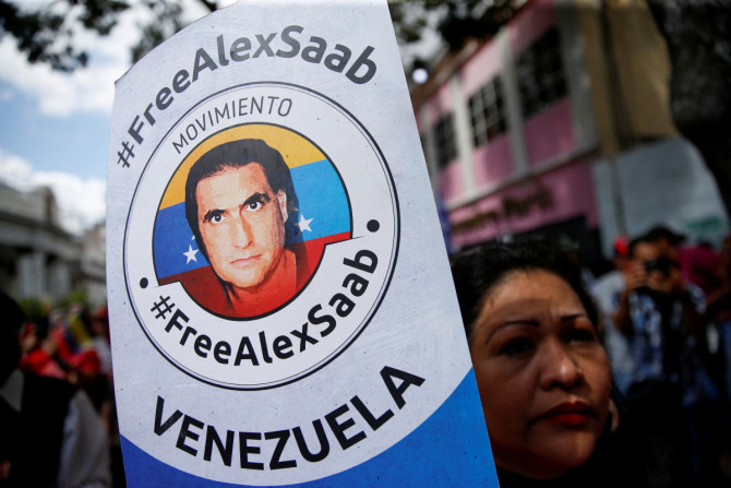 Manifestantes do movimento "Free Alex Saab" participam de um comício, em Caracas