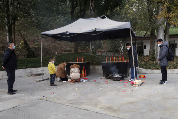 Loja que vende itens funerários em Chengdu