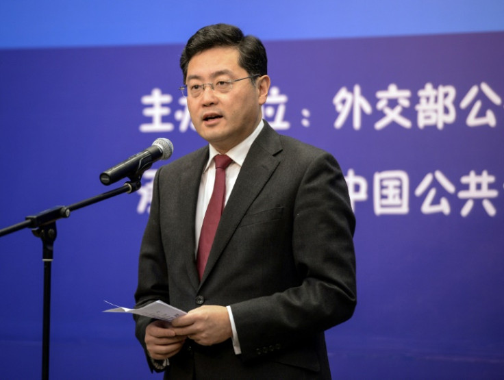 Qin Gang, o novo ministro das Relações Exteriores da China, fala em Pequim em 2013