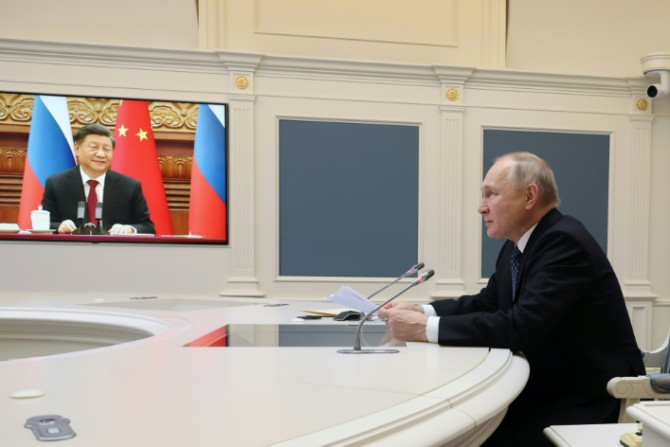 O líder russo disse que esperava Xi em Moscou em uma visita de Estado na próxima primavera