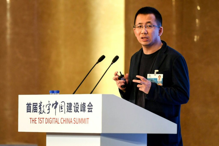 Com apenas 38 anos, Zhang Yiming descobriu que ter um assento na mesa principal da cena tecnológica indisciplinada da China carrega um alto preço político e gerencial
