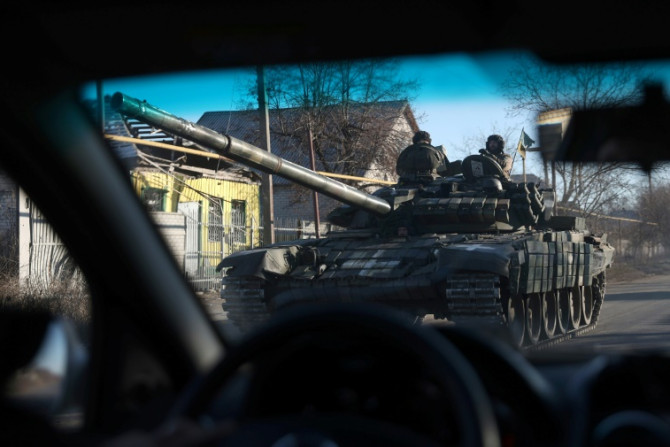 Conflito se arrasta na Ucrânia há quase um ano