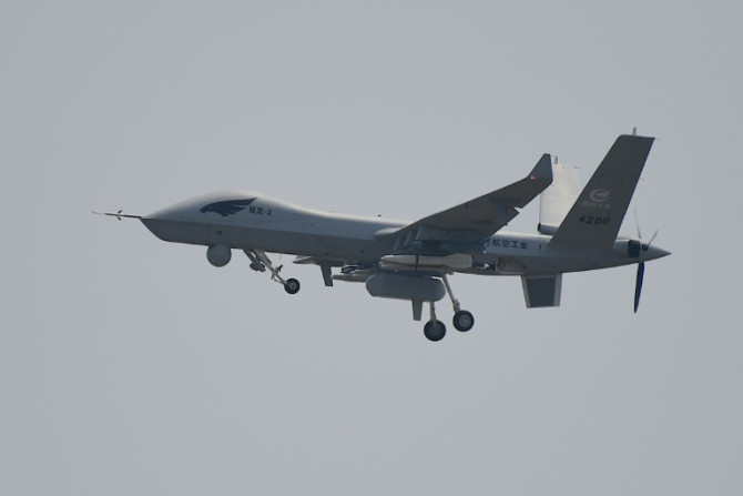 O ano passado também testemunhou as primeiras incursões de drones, com todas as 71 relatadas pelos militares de Taiwan ocorrendo após a visita de Pelosi.