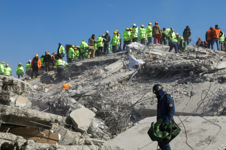 O número de mortos em um forte terremoto na Turquia e na Síria vai "dobrar ou mais" de seu nível atual de 28.000, disse o chefe de socorro da ONU, Martin Griffiths