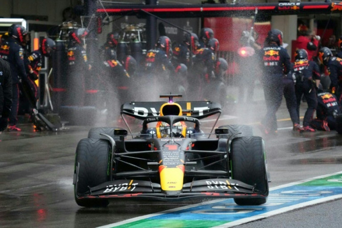 O piloto holandês da Red Bull Racing, Max Verstappen, selou o título mundial pela segunda vez no Grande Prêmio do Japão em Suzuka