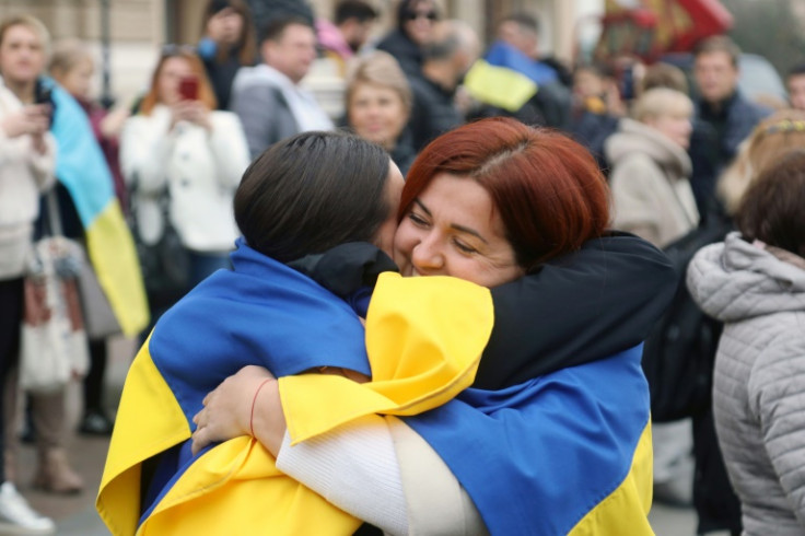 Os ucranianos expressaram um grande sentimento de alívio após o fim de uma ocupação de oito meses da cidade de Kherson, no sul, pelas forças russas
