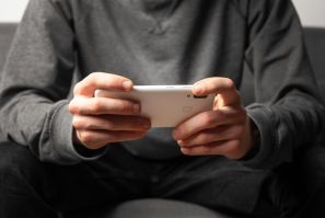 Jogos online para celular licenciados no Reino Unido são cada vez mais populares