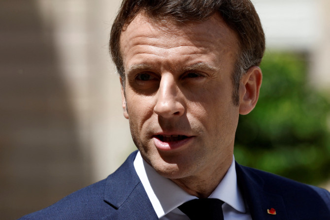 O presidente francês Macron se encontra com o primeiro-ministro australiano Albanese em Paris