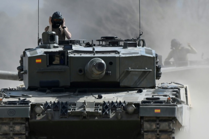 Alemanha disse ter entregue 18 tanques Leopard à Ucrânia