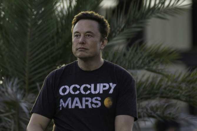 O fundador da SpaceX, Elon Musk, viu a explosão da enorme nave estelar da empresa de exploração espacial minutos após o lançamento como mais um passo para a construção de uma versão que ajuda os humanos a explorar a galáxia.