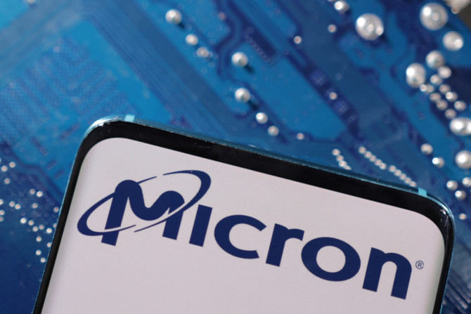 A ilustração mostra o logotipo da Micron
