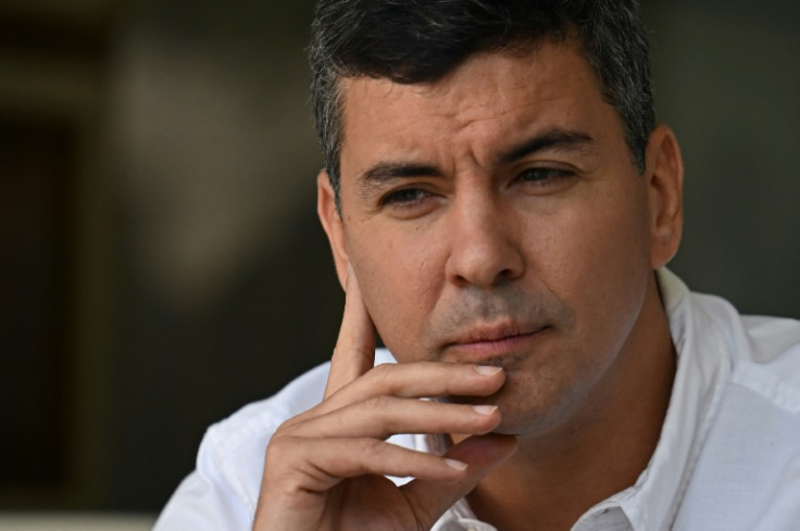 O candidato presidencial paraguaio Santiago Pena é um economista de 44 anos e ex-ministro da Fazenda