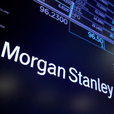 O logotipo do Morgan Stanley é visto no pregão da Bolsa de Valores de Nova York (NYSE) em Manhattan, Nova York