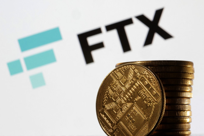 A ilustração mostra o logotipo FTX