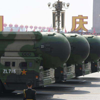 O relatório do Pentágono disse que a China provavelmente adquiriria cerca de 1.500 ogivas nucleares até 2035 em seu atual ritmo de expansão.