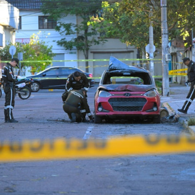 Dois carros-bomba atingiram a autoridade penitenciária SNAI do Equador em Quito