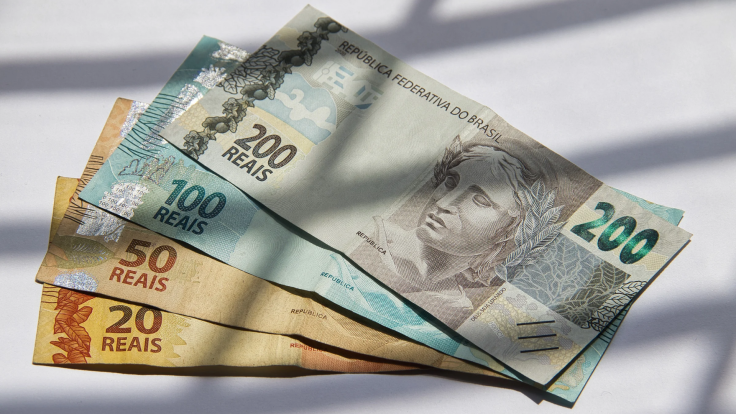 Brasil cresce, mas em ritmo cada vez mais lento: o